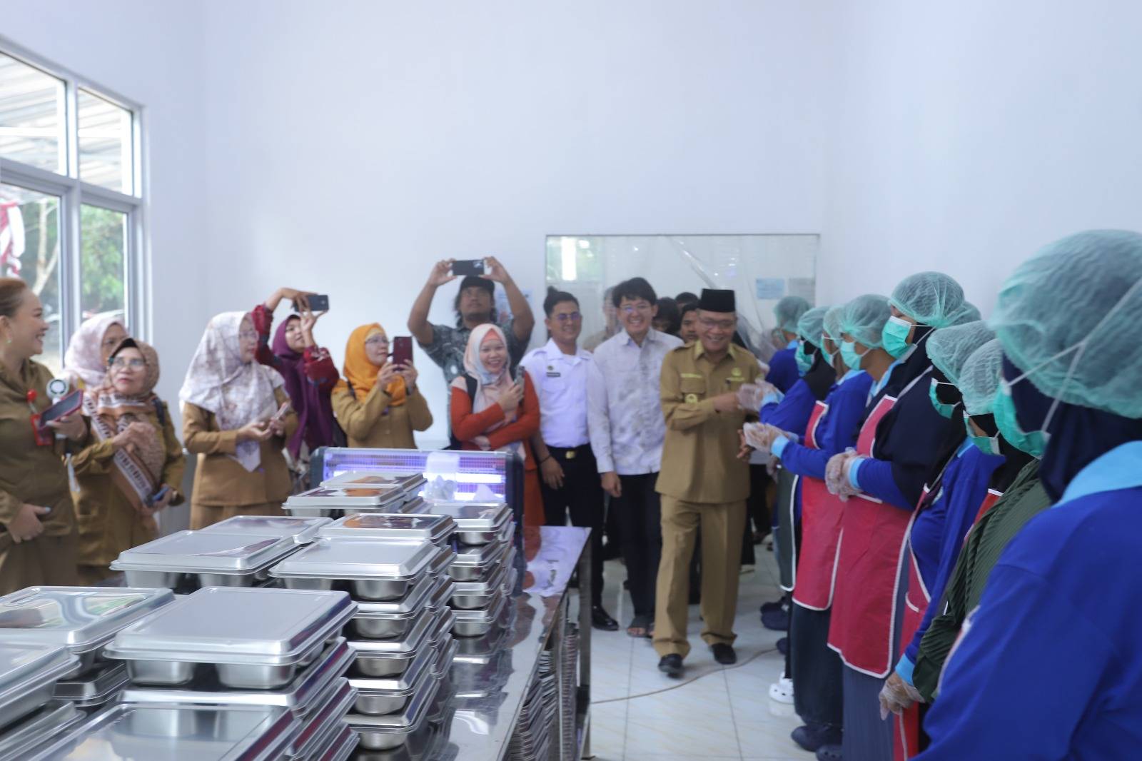 Dukung Program Presiden Prabowo, Wabup Yus Derahman Resmikan Dapur Makan Bergizi Gratis di Bangka Barat